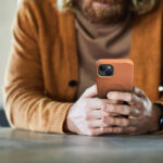 Husă din piele Roar Mag Safe - pentru iPhone 14 Pro, Maro - imagine 4
